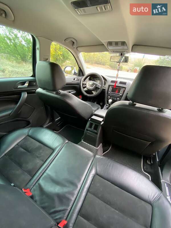 Универсал Skoda Octavia 2010 в Кривом Роге