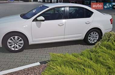 Лифтбек Skoda Octavia 2017 в Киеве