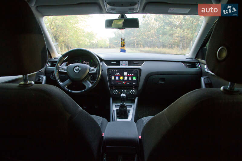 Универсал Skoda Octavia 2014 в Новой Одессе