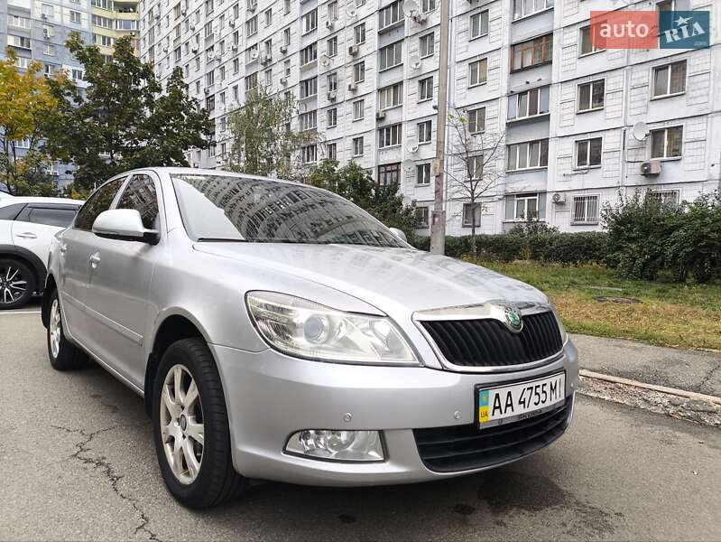 Лифтбек Skoda Octavia 2012 в Киеве