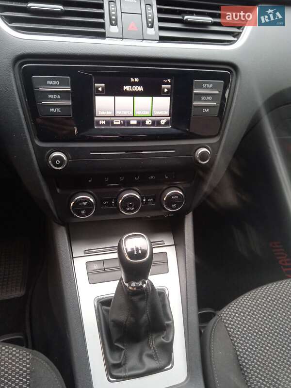 Лифтбек Skoda Octavia 2015 в Дрогобыче