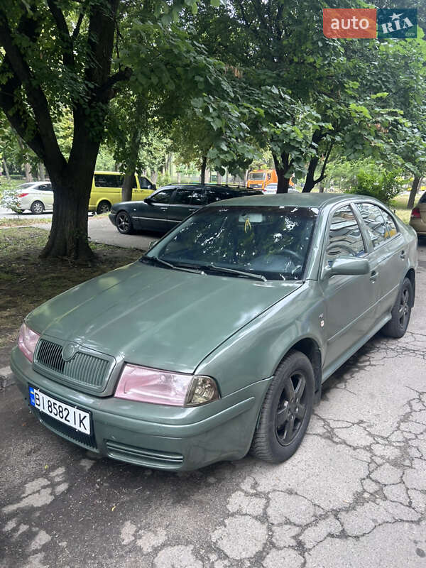 Ліфтбек Skoda Octavia 2002 в Києві