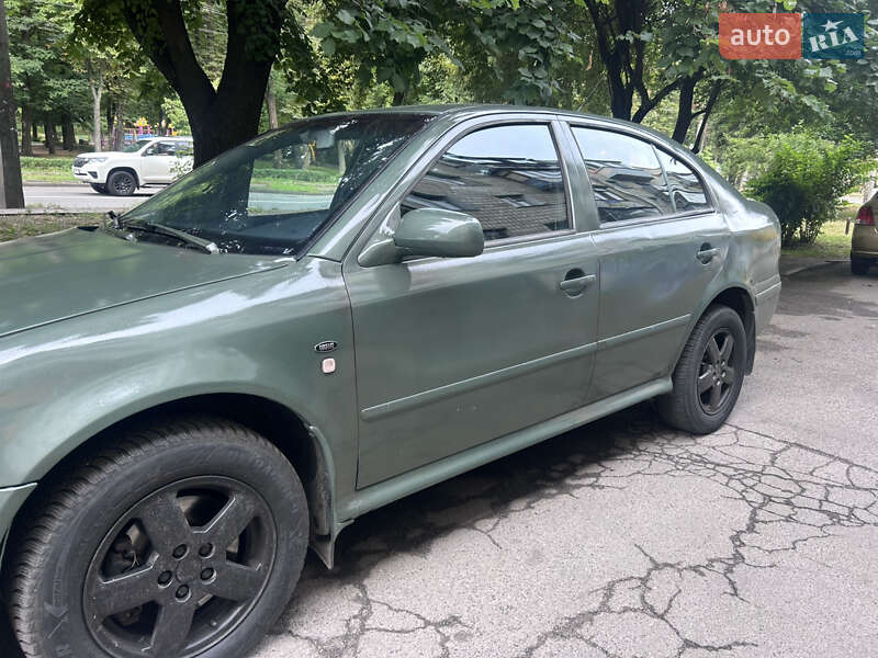 Ліфтбек Skoda Octavia 2002 в Києві