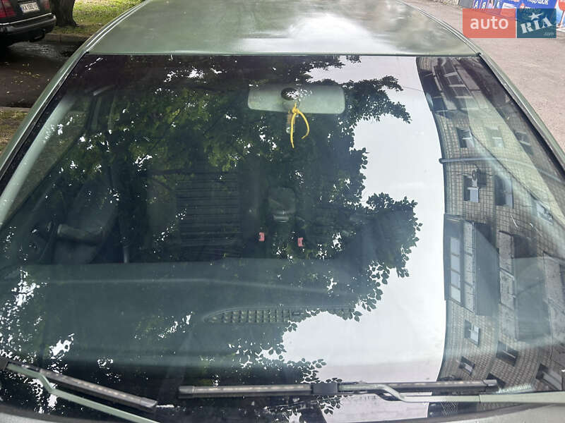 Ліфтбек Skoda Octavia 2002 в Києві