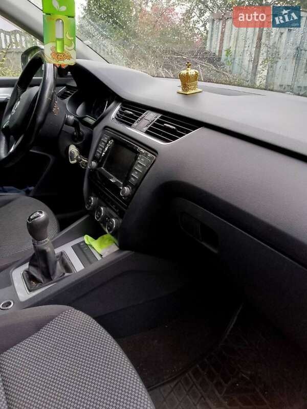 Універсал Skoda Octavia 2014 в Житомирі