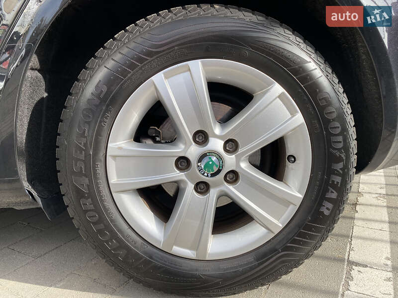 Универсал Skoda Octavia 2011 в Луцке фото 30 Универсал Skoda Octavia 2011 в Луцке