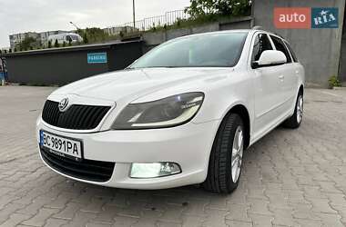 Универсал Skoda Octavia 2011 в 