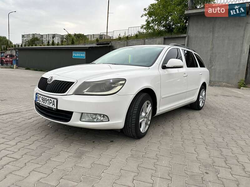 Универсал Skoda Octavia 2011 в Бориславе