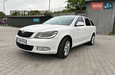Универсал Skoda Octavia 2011 в 