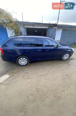 Універсал Skoda Octavia 2011 в  фото 7 Універсал Skoda Octavia 2011 в