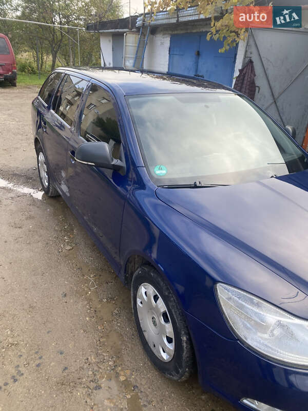 Универсал Skoda Octavia 2011 в Бориславе