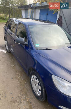 Універсал Skoda Octavia 2011 в  фото 8 Універсал Skoda Octavia 2011 в