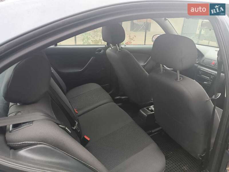 Лифтбек Skoda Octavia 2009 в Кельменцах