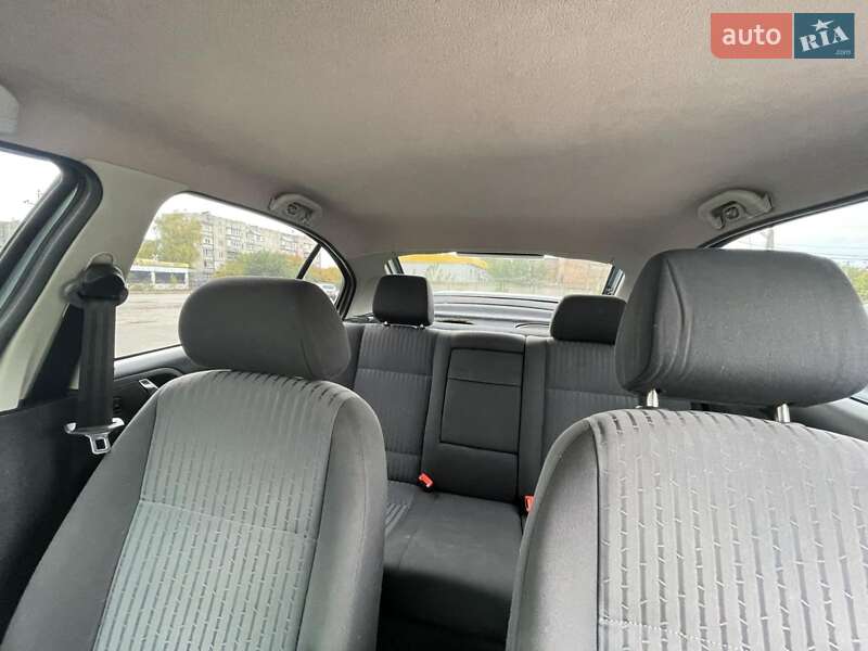 Ліфтбек Skoda Octavia 2002 в Балаклії