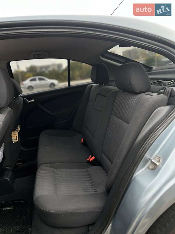 Ліфтбек Skoda Octavia 2002 в Балаклії