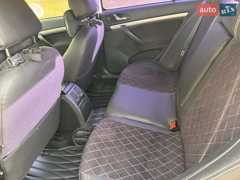 Лифтбек Skoda Octavia 2012 в Кропивницком