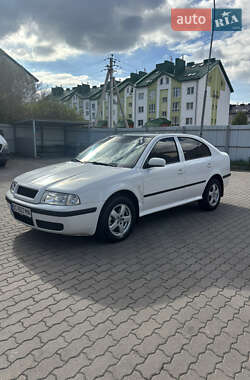 Лифтбек Skoda Octavia 2005 в Львове