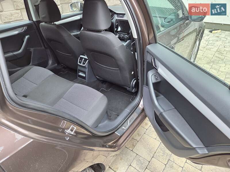 Универсал Skoda Octavia 2013 в Луцке фото 22 Универсал Skoda Octavia 2013 в Луцке