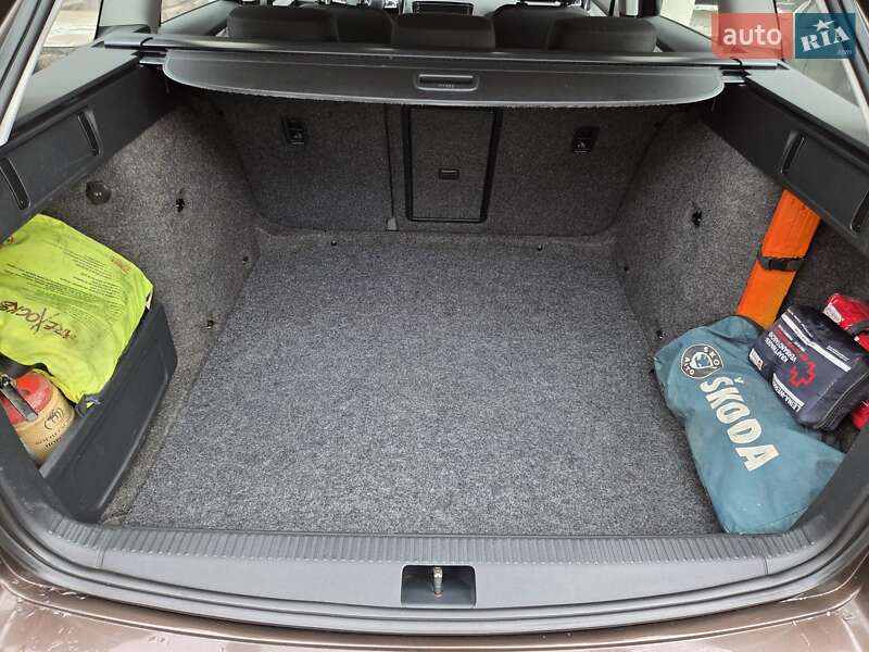 Универсал Skoda Octavia 2013 в Луцке фото 32 Универсал Skoda Octavia 2013 в Луцке