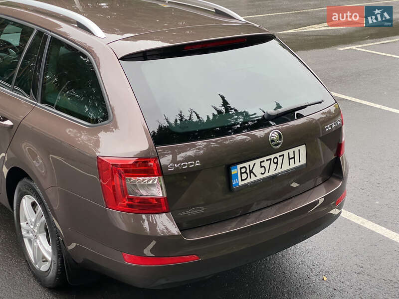 Универсал Skoda Octavia 2016 в Смыге