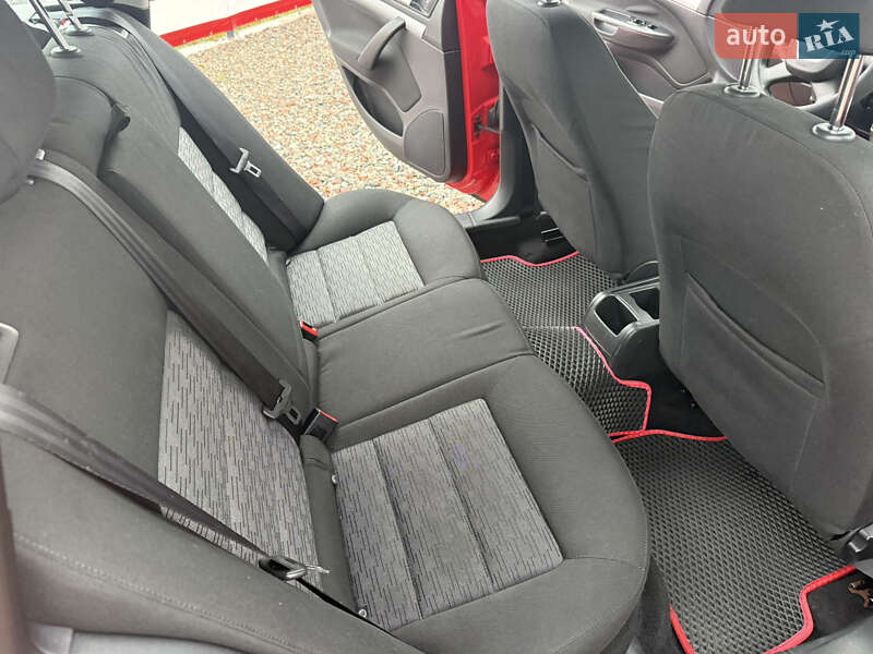 Универсал Skoda Octavia 2011 в Переяславе