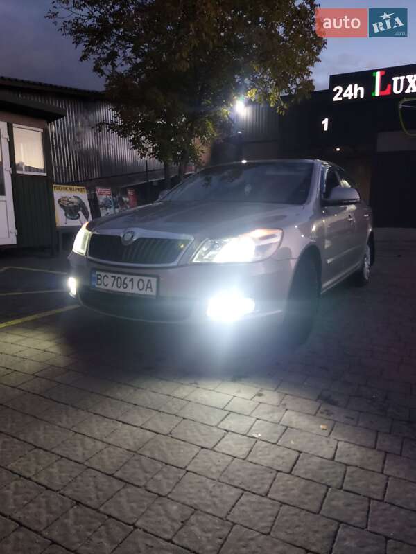 Skoda Octavia 2010 Skoda Octavia 2010