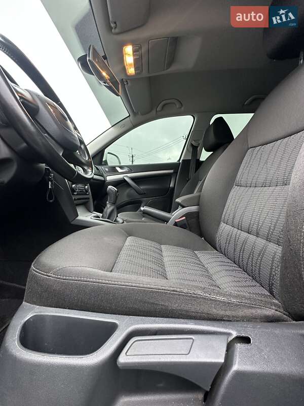 Универсал Skoda Octavia 2010 в Белогородке