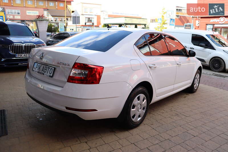 Ліфтбек Skoda Octavia 2019 в Львові