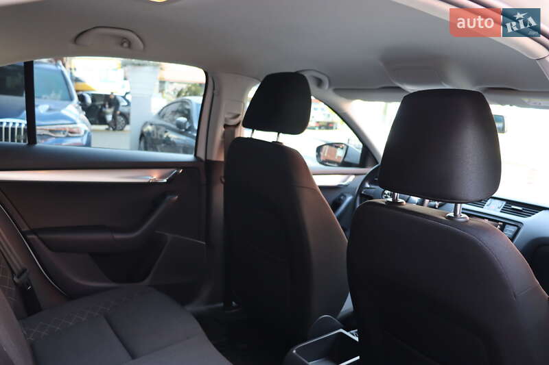 Ліфтбек Skoda Octavia 2019 в Львові