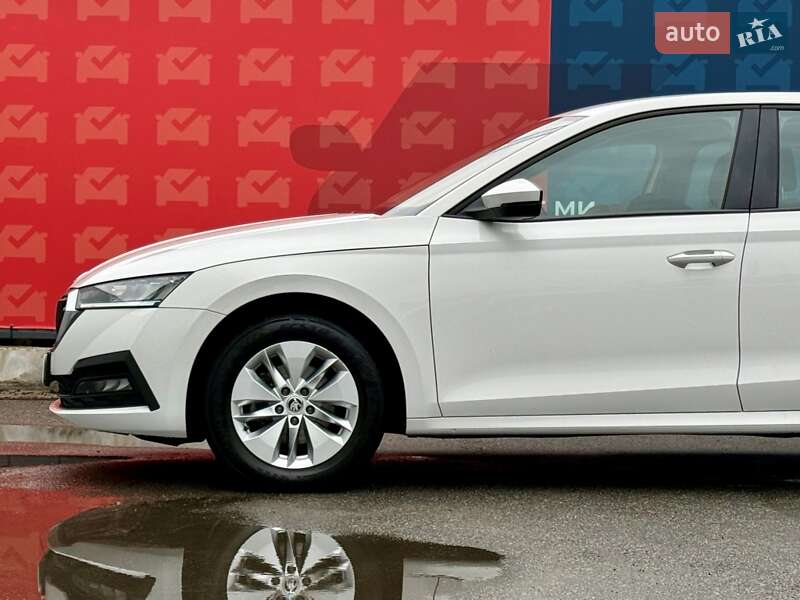 Лифтбек Skoda Octavia 2021 в Киеве