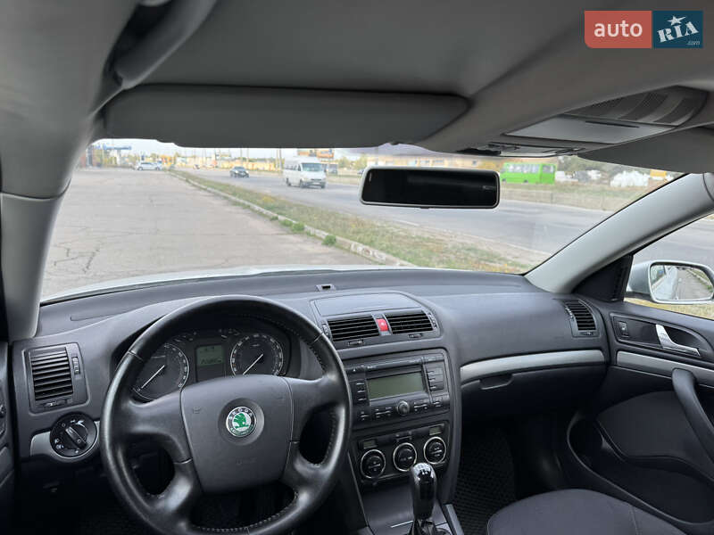 Ліфтбек Skoda Octavia 2005 в Кам'янському