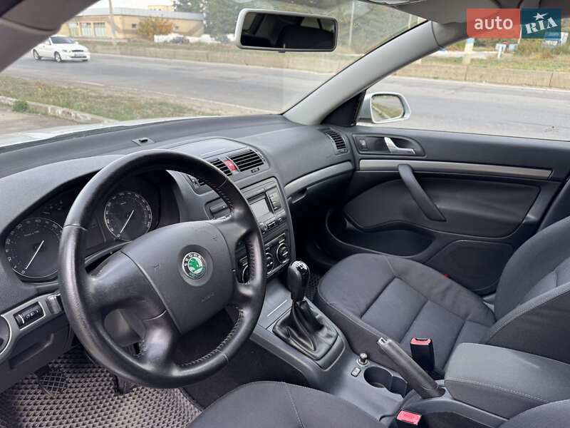 Ліфтбек Skoda Octavia 2005 в Кам'янському