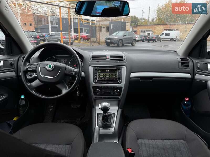 Универсал Skoda Octavia 2011 в Киеве фото 30 Универсал Skoda Octavia 2011 в Киеве