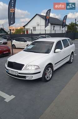 Универсал Skoda Octavia 2008 в Самборе