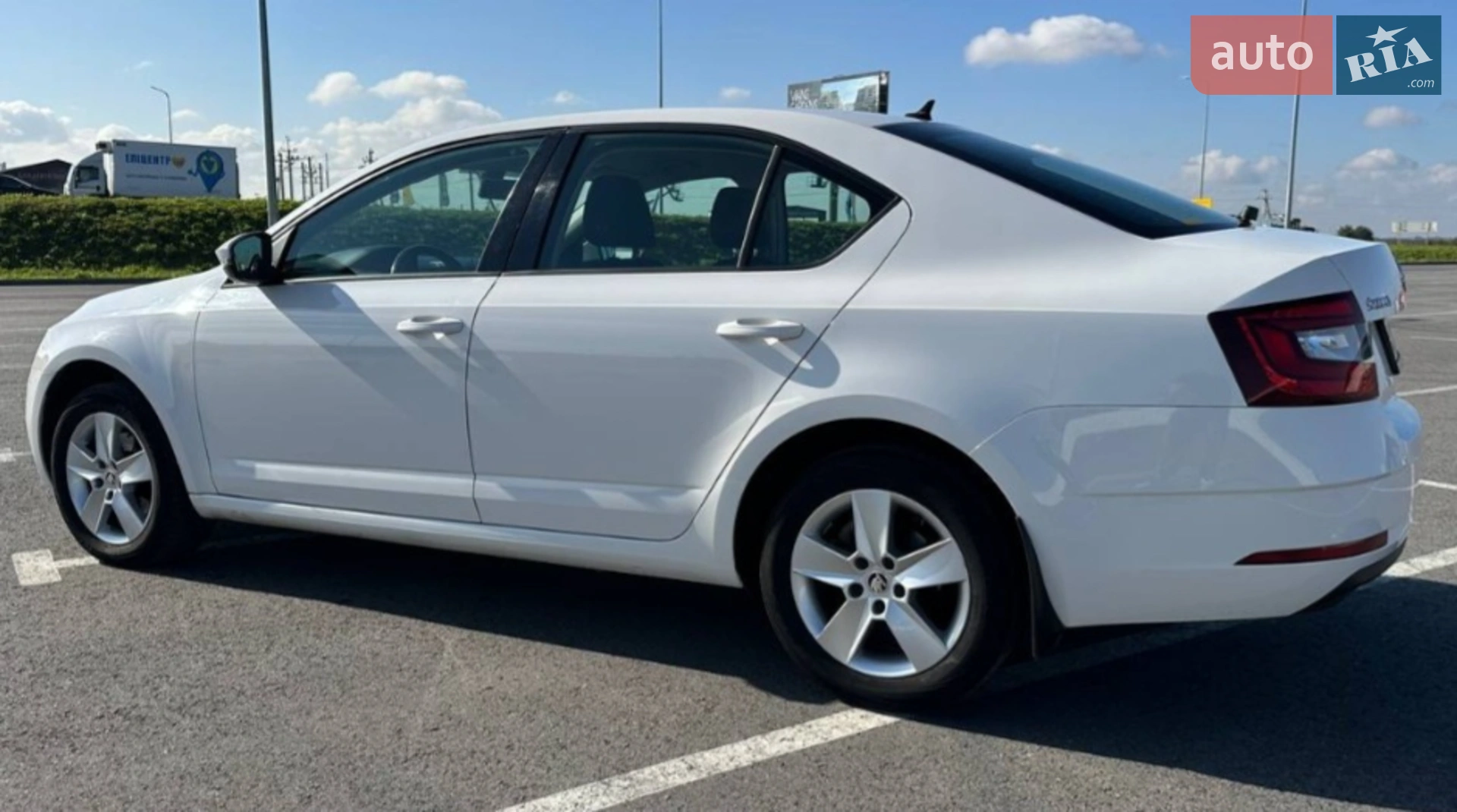 2018 Skoda Octavia - мініатюра 2