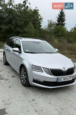 Универсал Skoda Octavia 2019 в Стрые