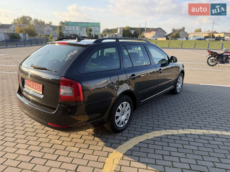 Универсал Skoda Octavia 2010 в Нововолынске