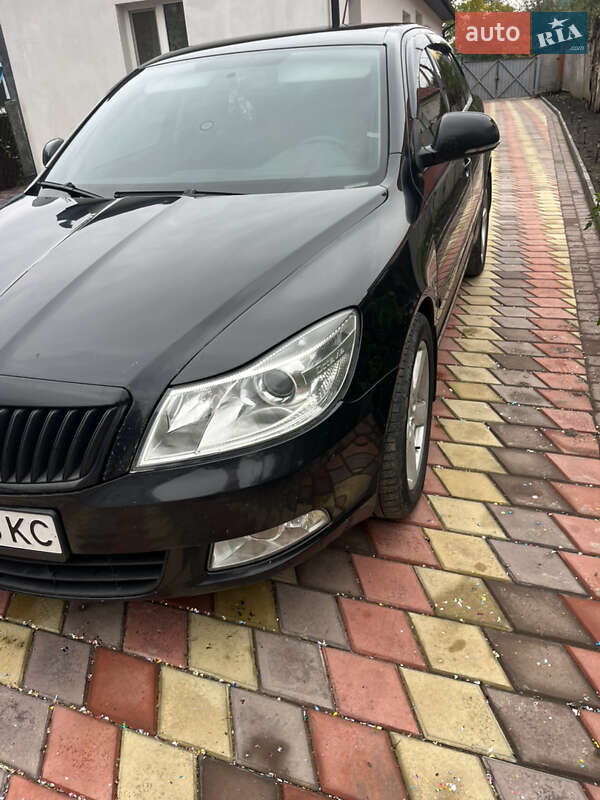 Лифтбек Skoda Octavia 2012 в Тальном
