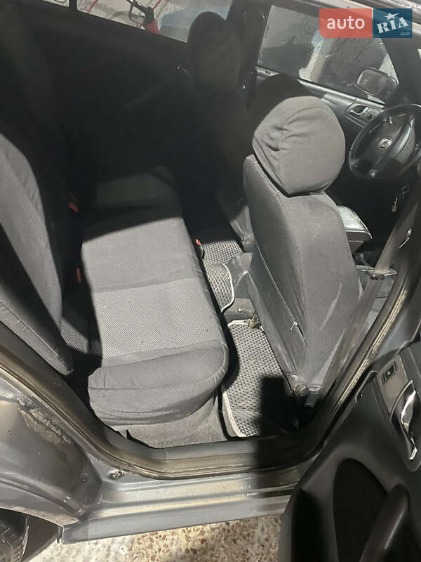 Лифтбек Skoda Octavia 2004 в Сумах фото 9 Лифтбек Skoda Octavia 2004 в Сумах