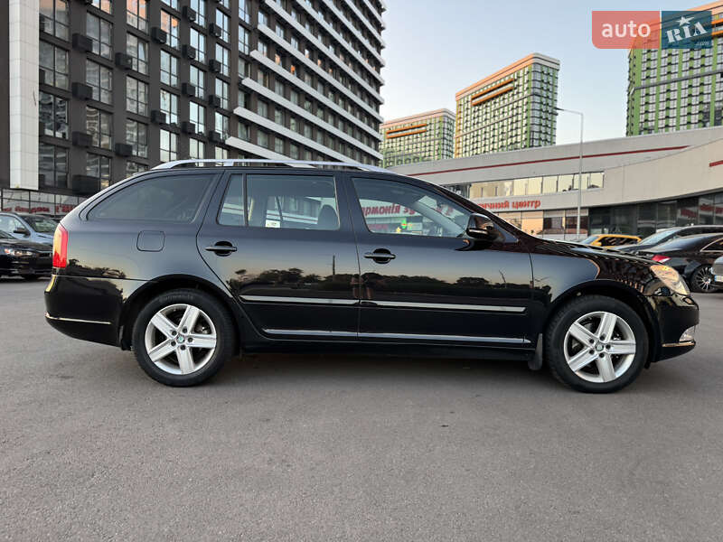Універсал Skoda Octavia 2009 в Києві