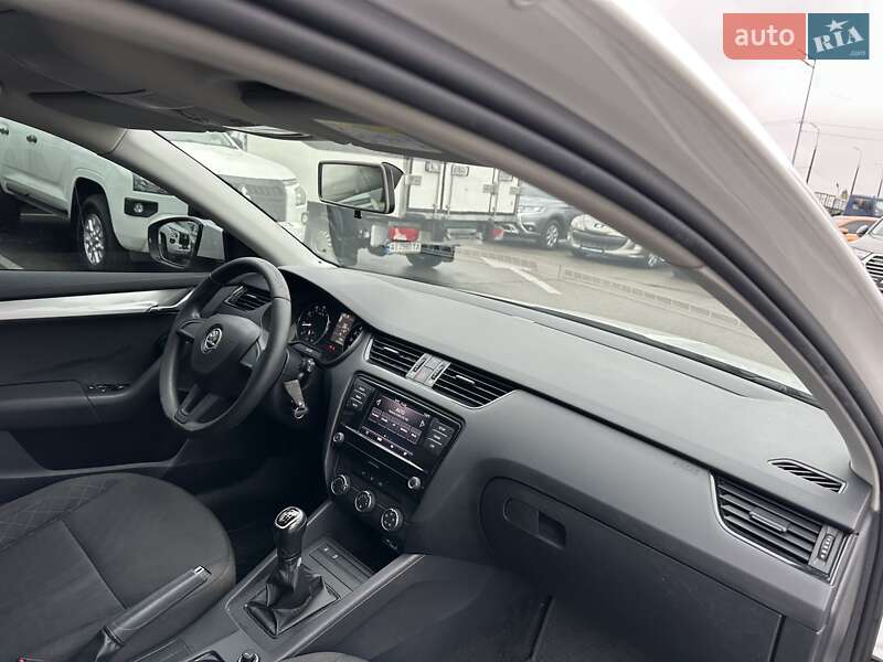 Лифтбек Skoda Octavia 2018 в Киеве