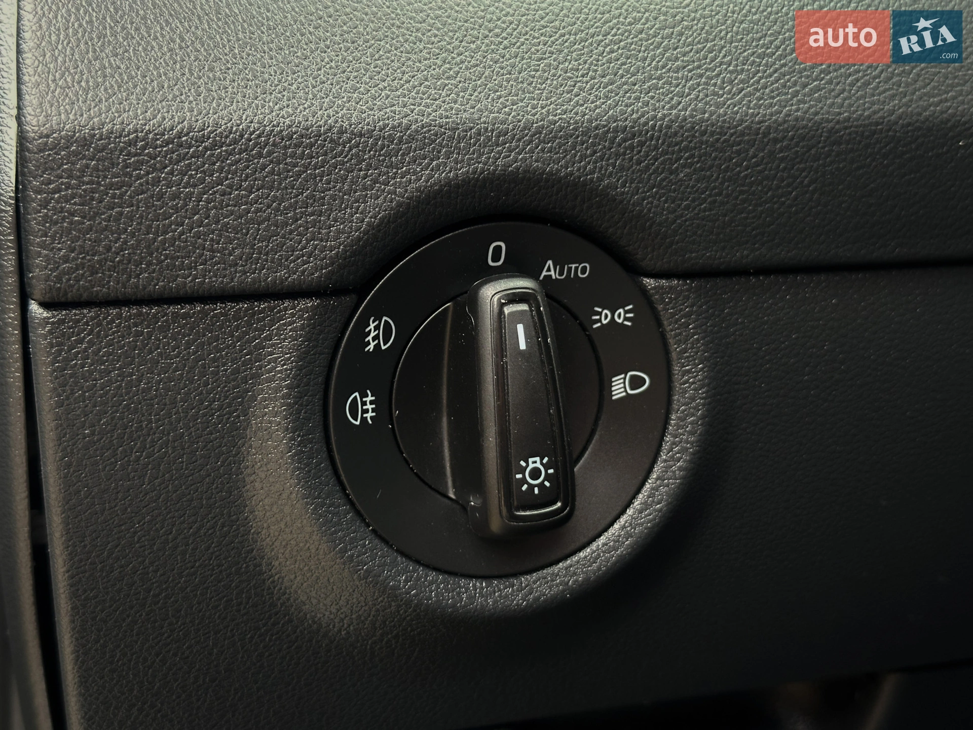 2019 Skoda Octavia - мініатюра 87