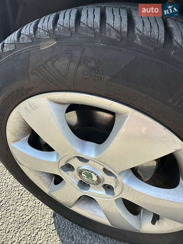 Универсал Skoda Octavia 2010 в Днепре