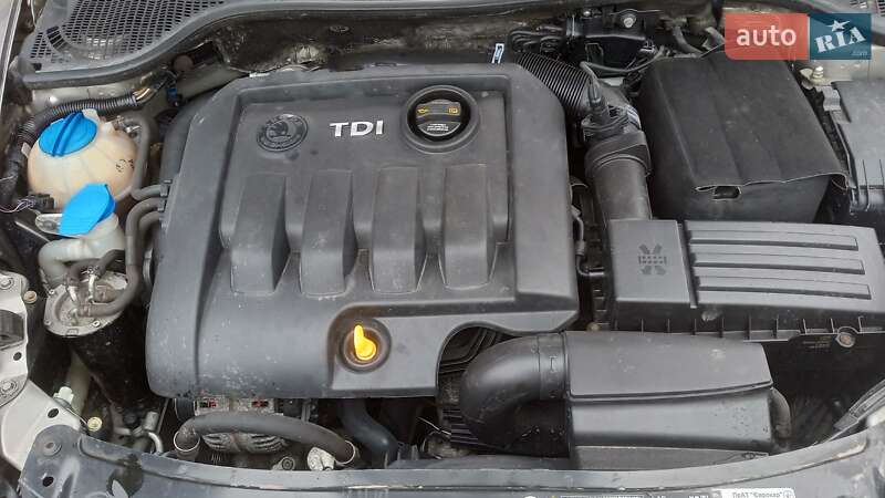 Ліфтбек Skoda Octavia 2012 в Шептицькому