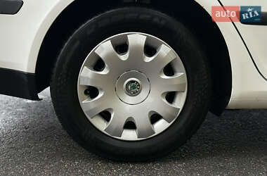 Лифтбек Skoda Octavia 2008 в 