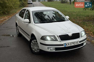 Лифтбек Skoda Octavia 2008 в 
