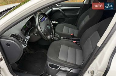 Лифтбек Skoda Octavia 2008 в 