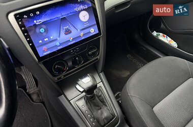 Лифтбек Skoda Octavia 2008 в 