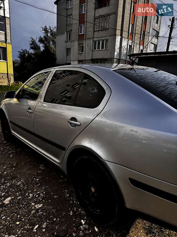 Лифтбек Skoda Octavia 2006 в Бориславе