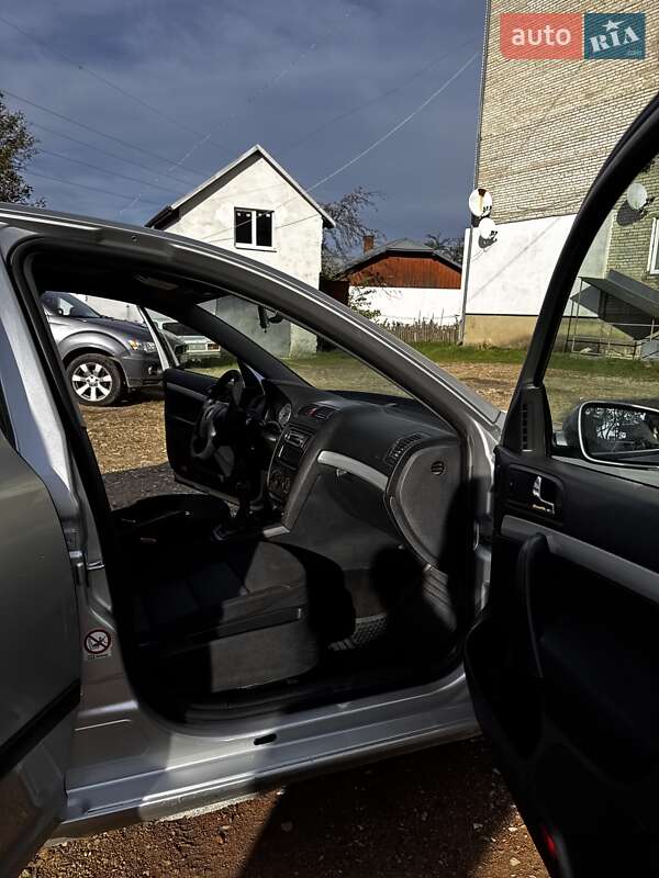 Лифтбек Skoda Octavia 2006 в Бориславе